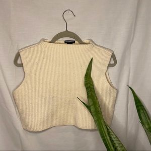 Club Monaco Cropped Sweater Vest